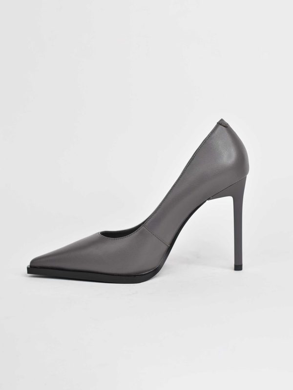 Stileto J028