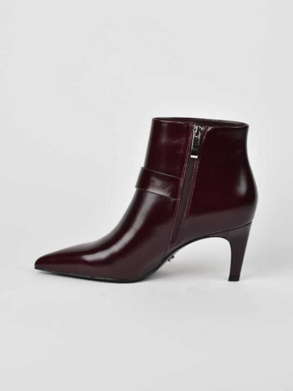 Cherry Eleonora Edge Z-050