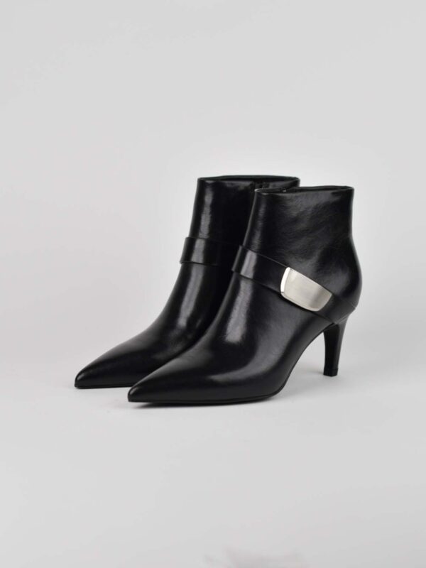 Black Eleonora Edge Z-051