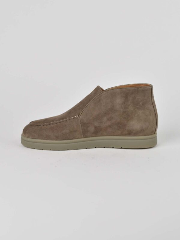 Brown Romano Classic Z-063-2