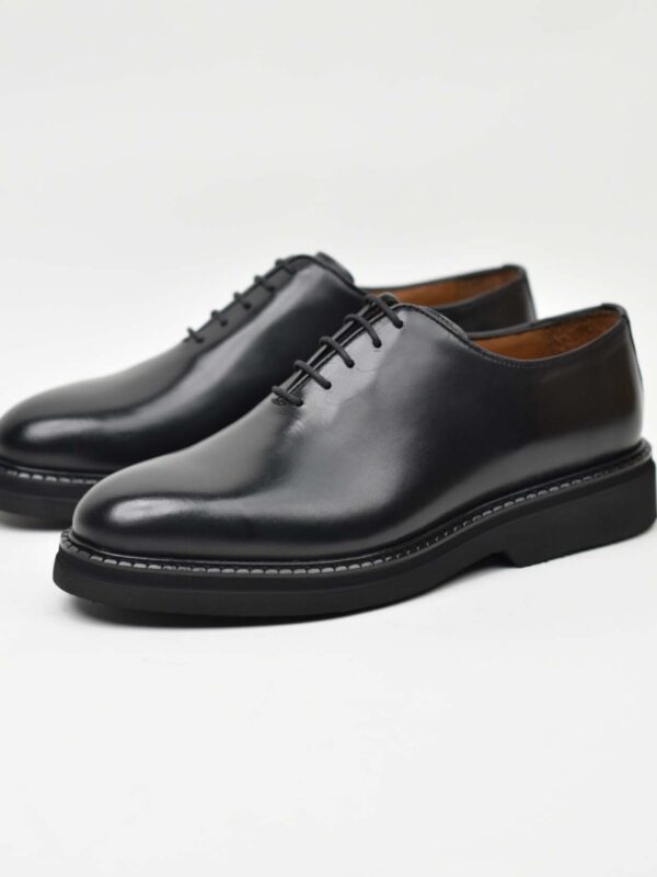 Wholecut Oxford – Black 40-67Z