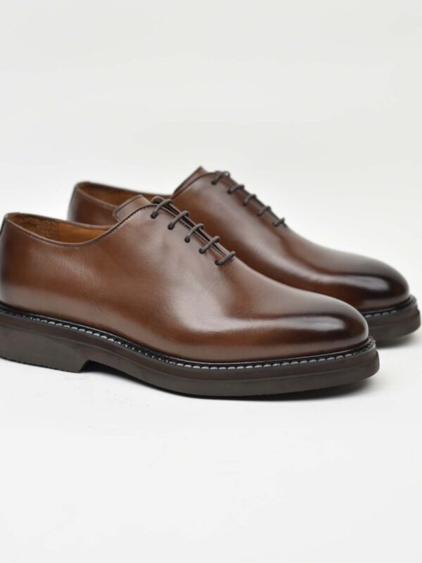 Wholecut Oxford – Cognac Brown 40-67K