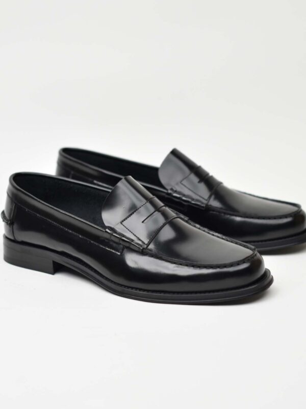 Classic Penny Loafer-Black 283-01Z