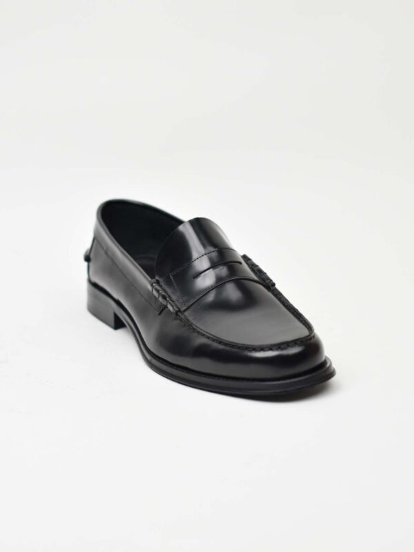 Classic Penny Loafer-Black 283-01Z